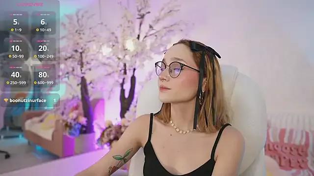 DalahiaRush on StripChat 