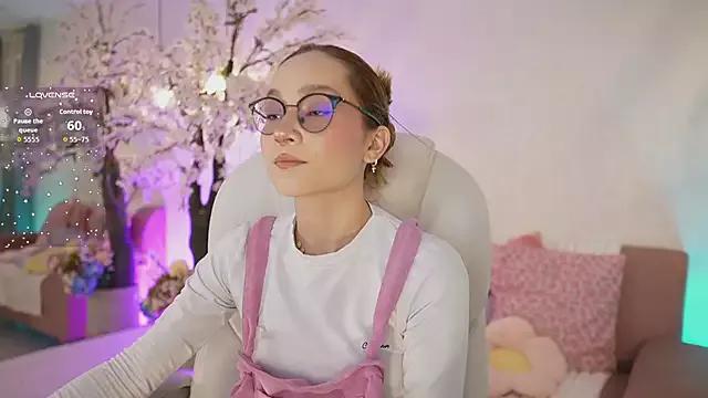 DalahiaRush on StripChat 
