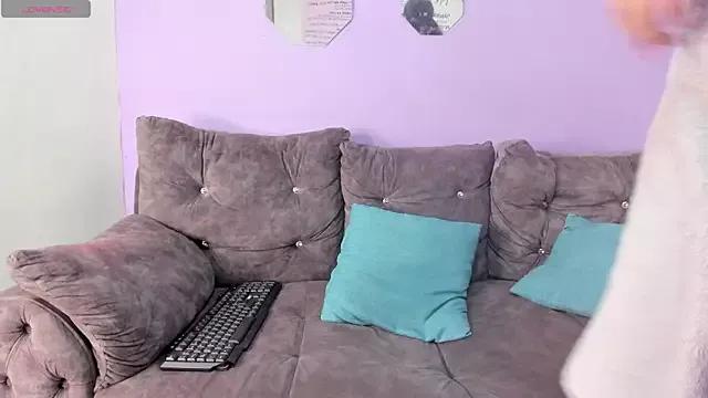 danaa_00 on StripChat 