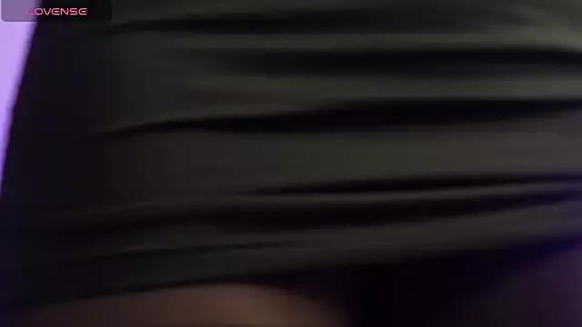 Dannaa_Lovs on StripChat 