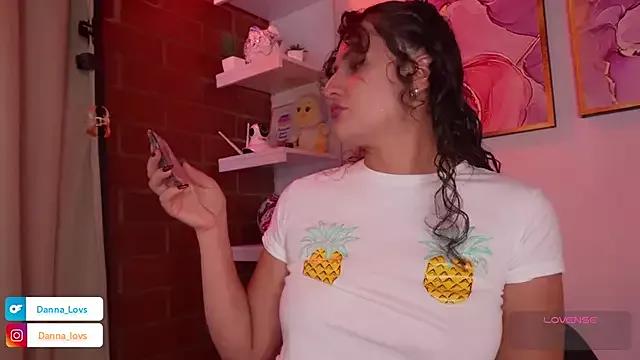 Dannaa_Lovs on StripChat 