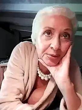 divinaerotica on StripChat