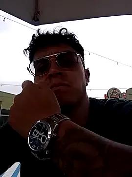 StripChat EithanFuckboys  is Freechat  EithanFuckboys — take off shirt and flex