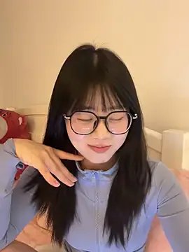 Ella-A9 on StripChat 