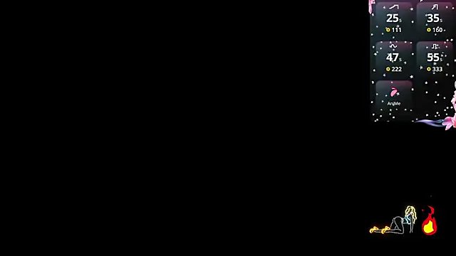 emelly_horny_ on StripChat