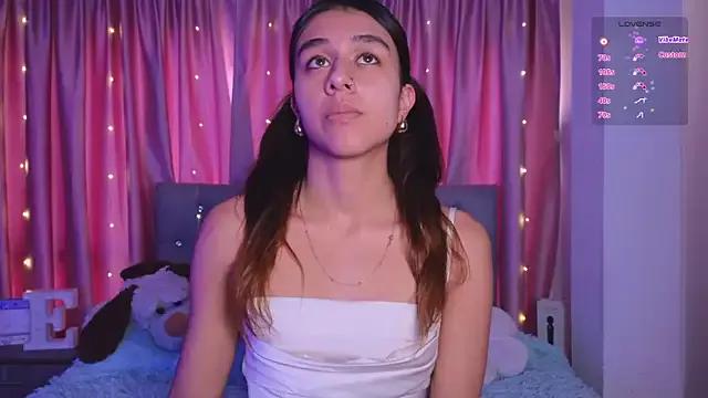 Emiily_Scott1 on StripChat 
