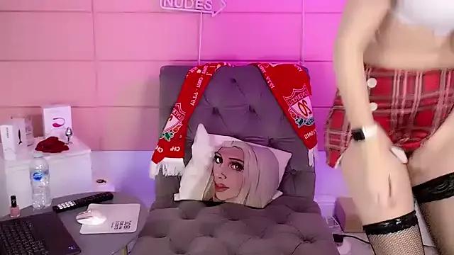 Emily_Eden — tits out