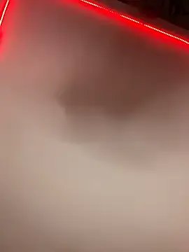 Emma_Brown_12 on StripChat 