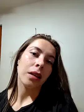 EmmaValencia_ on StripChat