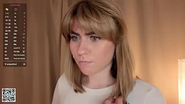 EuniceRaymundo on StripChat