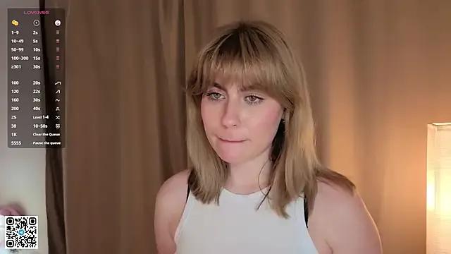 EuniceRaymundo on StripChat