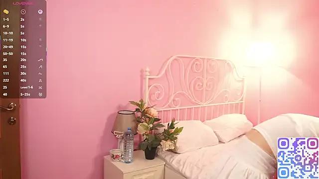 Eva_land on StripChat