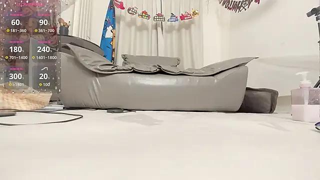 fox-yiyi — Freechat on StripChat