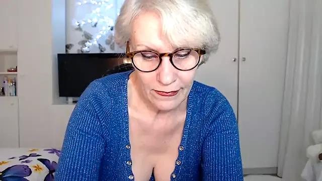 Ghertrude52 on StripChat 