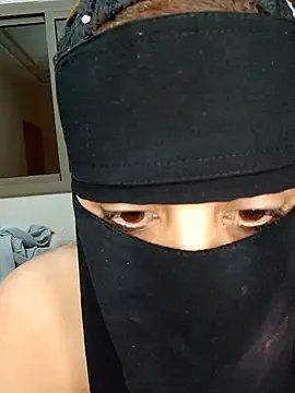 Ghizosexx69 on StripChat