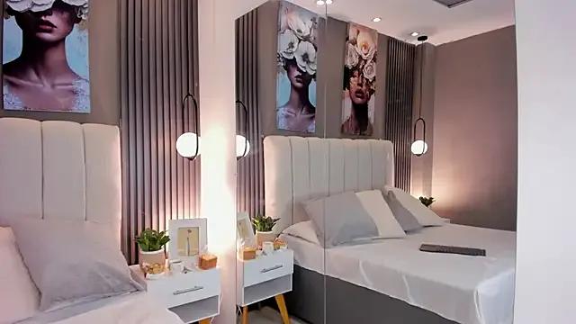 GiannaColling1 on StripChat