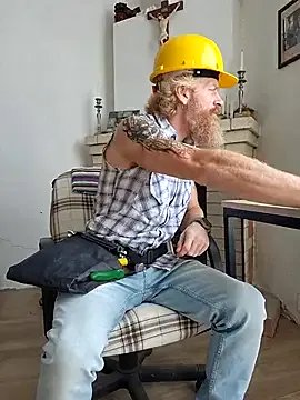 Gingerbeard40 on StripChat 