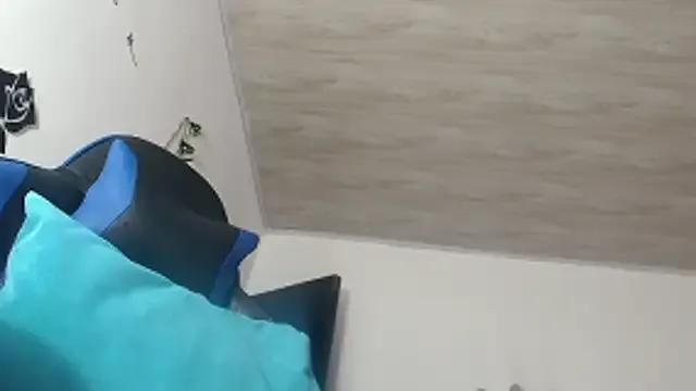 hanamor on StripChat