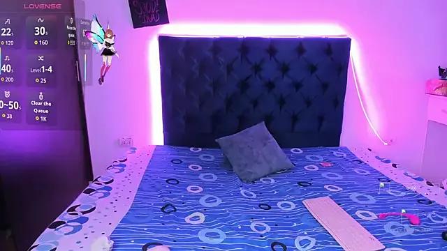 Helendoll on StripChat