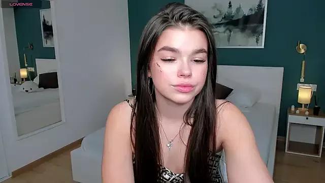 HollisHearl on StripChat 