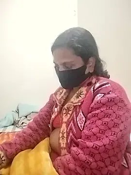 Hot_Sweety02 on StripChat