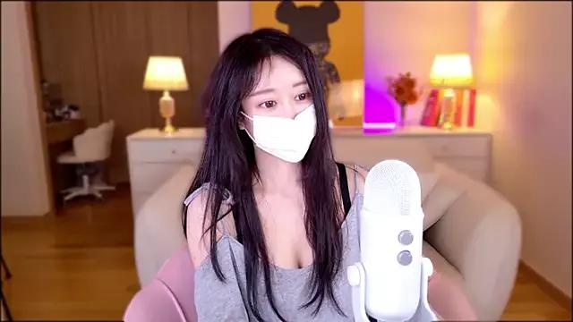 hotseah on StripChat