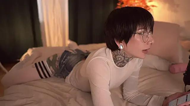 ifuckingtoy_ on StripChat