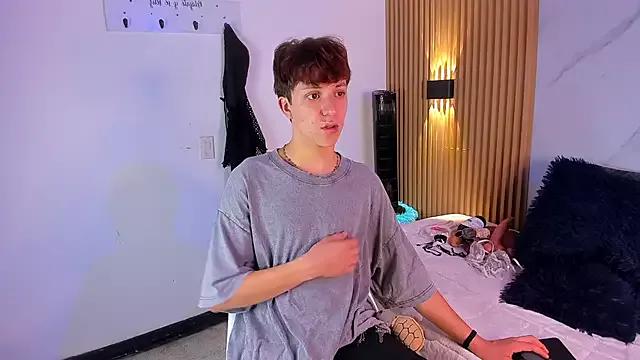 Freechat IM_DAREN on StripChat