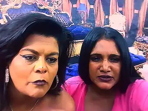 IndianSexyLady4u on StripChat 