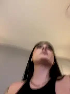 IrisBaker on StripChat 