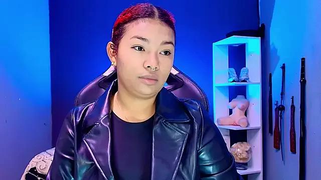 JadaRoberts on StripChat 