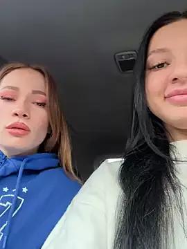 JulliaVegas on StripChat 