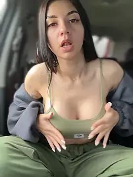 JulliaVegas on StripChat 