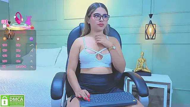 kataliina__ on StripChat 
