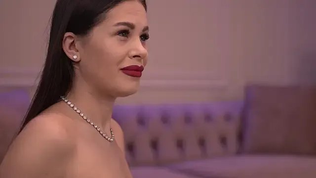 KatieHayes on StripChat