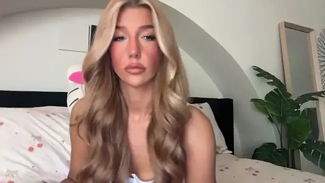 KENNIEXROSE on StripChat