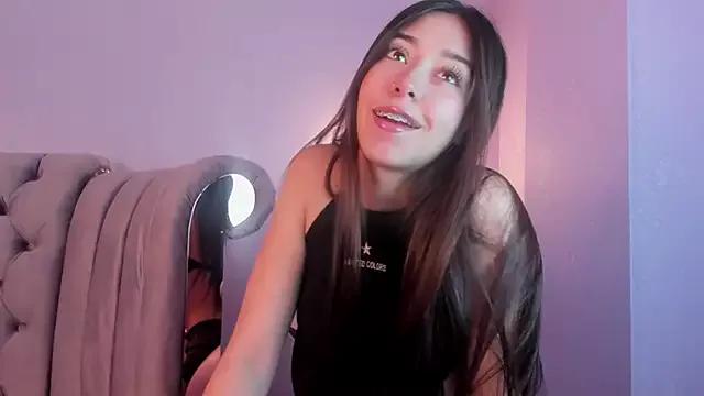 Kimmy_Vegga on StripChat 