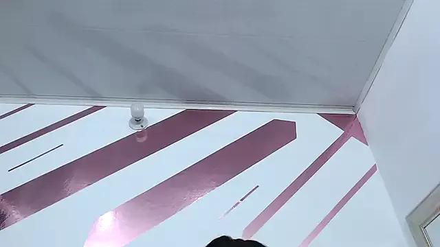 Kitten_Hot_ on StripChat 