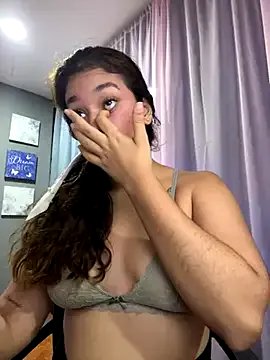 lana_rousse01 on StripChat 