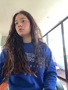 lana_rousse01 on StripChat 