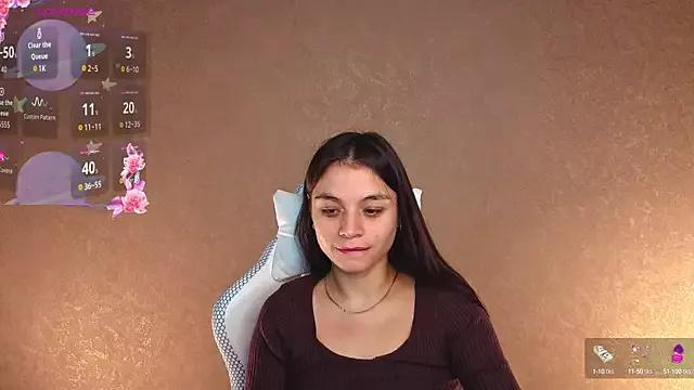 Leila_Hefner on StripChat 