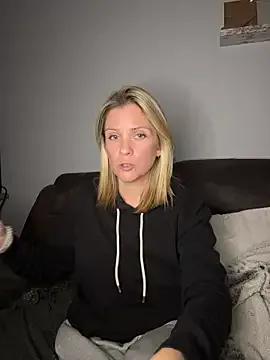 Lexi-Lux-X — Private on StripChat