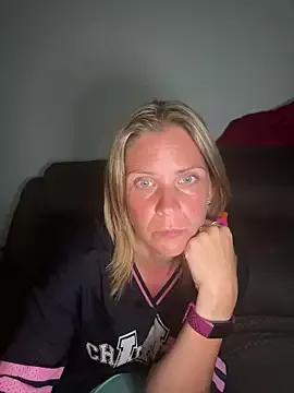 Lexi-Lux-X on StripChat