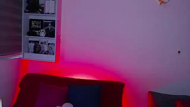 Lexxi_and_RedWidow on StripChat 