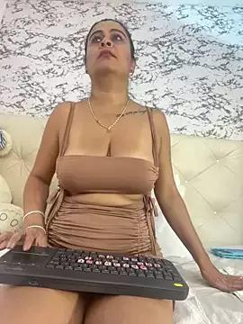 Lili__taylor on StripChat 