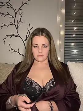 Lisaxtra — show boobs 5 min