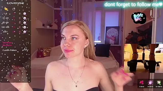 LiSinDoll on StripChat 