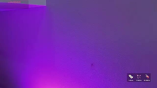 Littleolivia_ on StripChat 