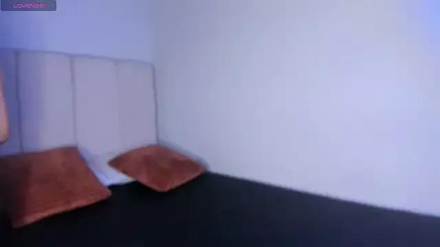 Lunita_naughty — slap tits x 10