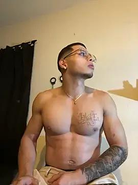 Matt_your_master_ on StripChat